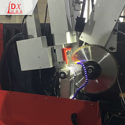 LDX-026A サーボスイング コーナーフル CNC TCT 丸型サーブ刃磨き機