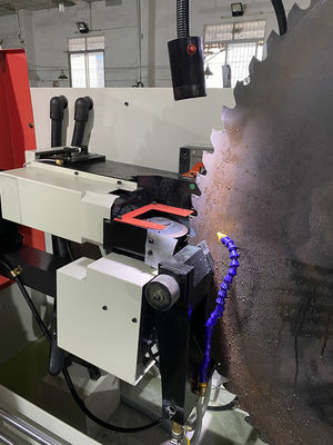 LDX-026A 磨き直径 500-2000MM セルボフード フルCNC 円形サーブブレード磨き機